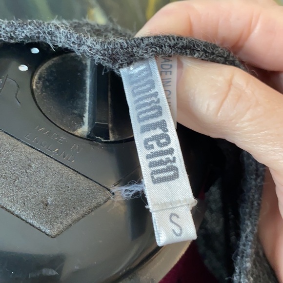 Tunic top gray sweater material lightweight three-quarter sleeves - Picture 5 of 6